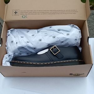 Women's Doc Martens Mary Jane shoes